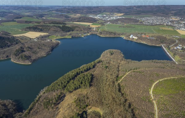 Aerial view, Hennesee, Hennetalsperre, Hennesee dam, Berghausen, Meschede, Sauerland, North