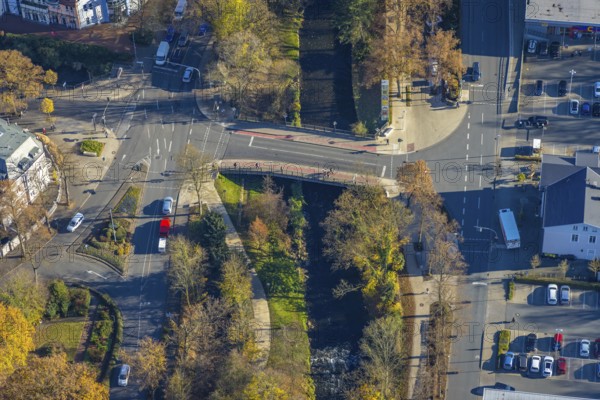 Aerial view, promenade at the bridge Bahnhofstraße and river Hönne in Menden, Sauerland, North
