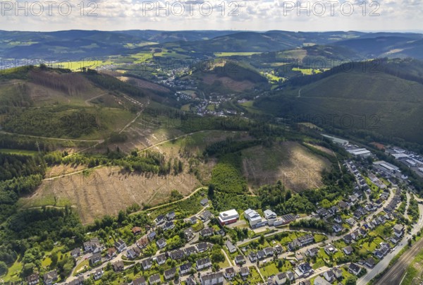 Aerial photo, Berufskolleg des Kreises Olpe, forest area and forest damage Kirchhundem Altenhundem,