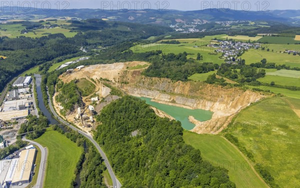 Aerial photograph, Hespecke quarry, Trockenbrück, Lennestadt, Sauerland, North Rhine-Westphalia,
