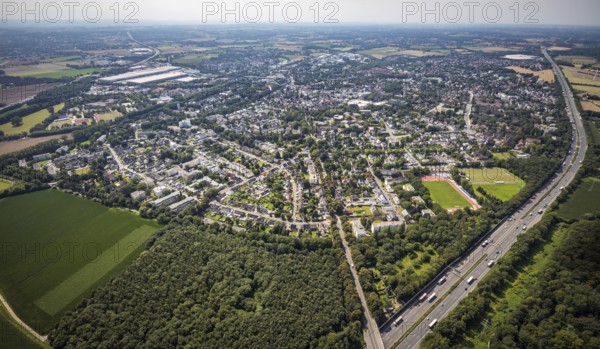 Aerial view, local view with Jahnstadion VFL Kamen in the district Kolonie Tannenberg in Kamen,