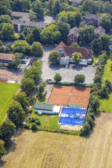 Aerial view, Padel Arena and tennis courts in the district Heeren-Werve, Kamen, Ruhr area, North