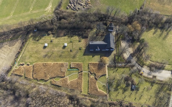 Aerial view, Emscherquellhof (formerly Lünschermannshof) is a half-timbered farmstead in the