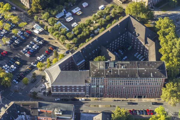 Aerial view, police station with community centre and weekly market market at Friedrich-Ebert-Platz