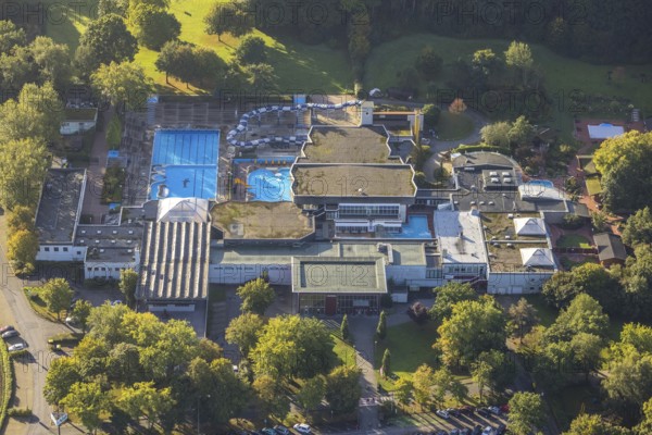 Aerial view, LAGO Die Therme Wellness-Center im Revierpark Gysenberg im Stadtteil Börnig in Herne,