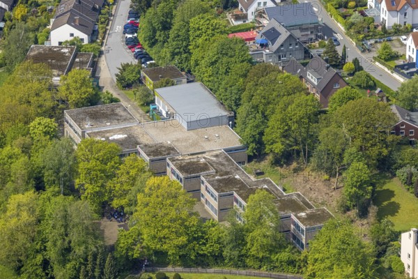 Aerial photo, Städt. Schule Schraberg, Ostend, Herdecke, Ruhr area, North Rhine-Westphalia,