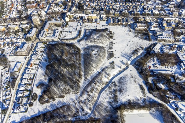 Aerial view, Flottmannpark in winter, Herne-Süd, Herne, Ruhr area, North Rhine-Westphalia, Germany,