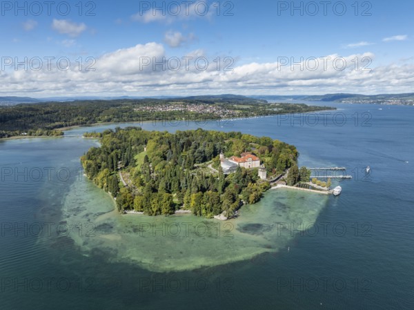 The island of Mainau in Lake Constance with the jetty and the baroque Mainau Castle, built between