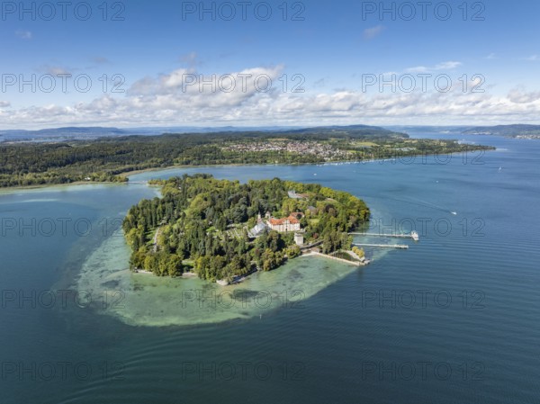 The island of Mainau in Lake Constance with the jetty and the baroque Mainau Castle, built between