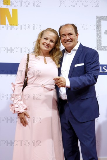 Wolfram Kons and Alexa Apermann arriving at the Bertelsmann Summer Party 2025 at the Bertelsmann