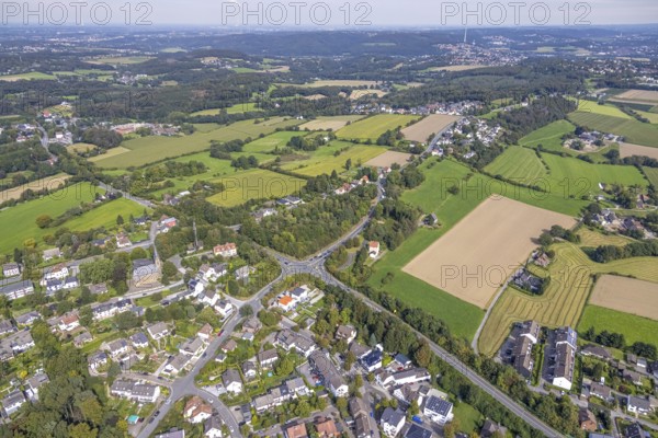 Aerial view, Planned construction area between Eichholzstraße and Ellinghauser Weg in the Silschede