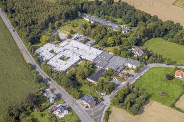 Aerial view, AWO Centre Asbeck and Integration Kindergarten Asbeck in the district Asbeck in
