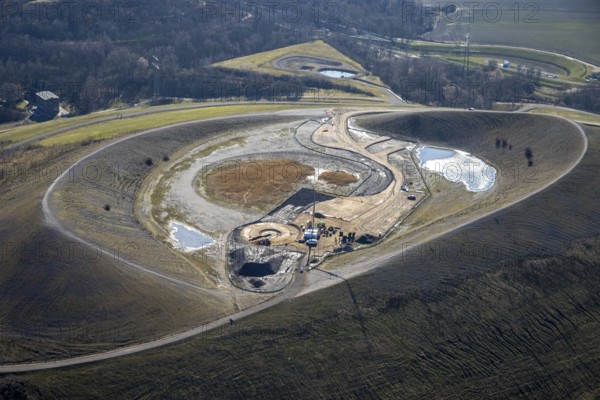 Aerial view, Mottbruchhalde, construction site for wind turbine, wind power plant, Brauck,