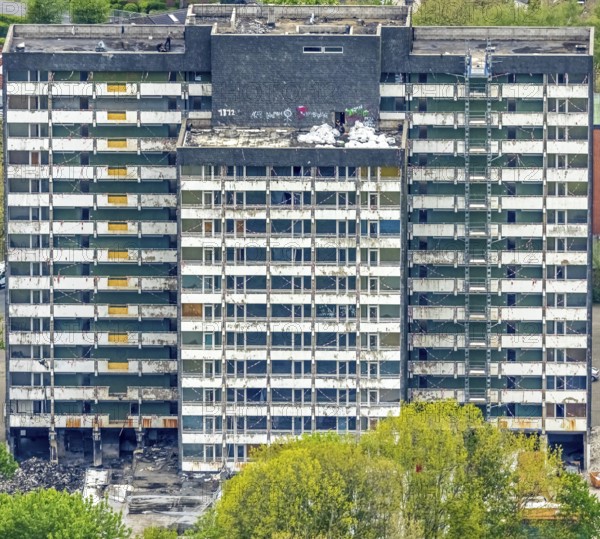 Aerial view, planned demolition high-rise business centre Rentfort-Nord, Schwechater Straße,