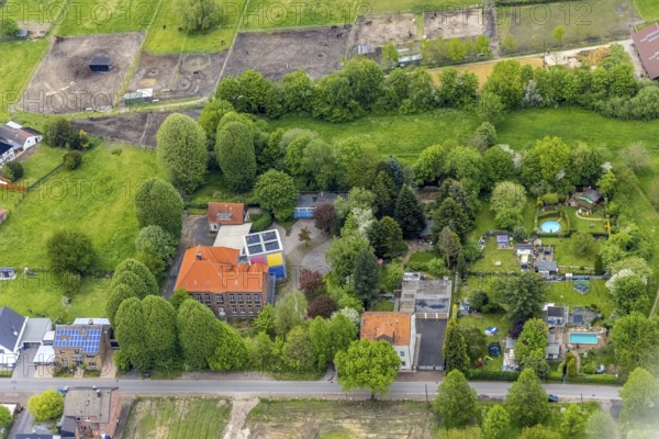Aerial photo, Hermannschule Schulstraße, Zweckel, Gladbeck, Ruhr area, North Rhine-Westphalia,