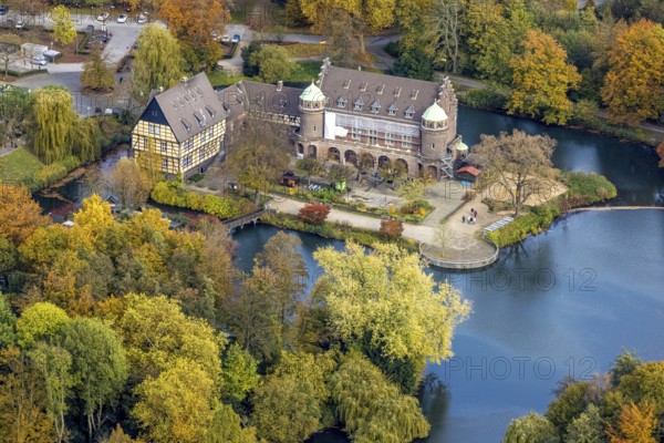 Aerial view, moated castle Wittringen with castle pond in the district Butendorf in Gladbeck, Ruhr