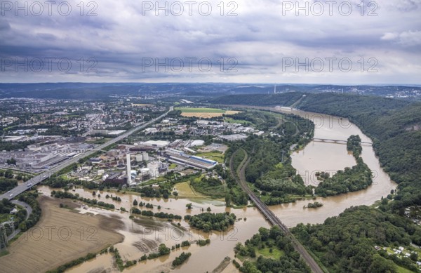Aerial photograph, Ruhr flood, Hengsteysee with Lennemündung, Syburg, Dortmund, Ruhr area, North