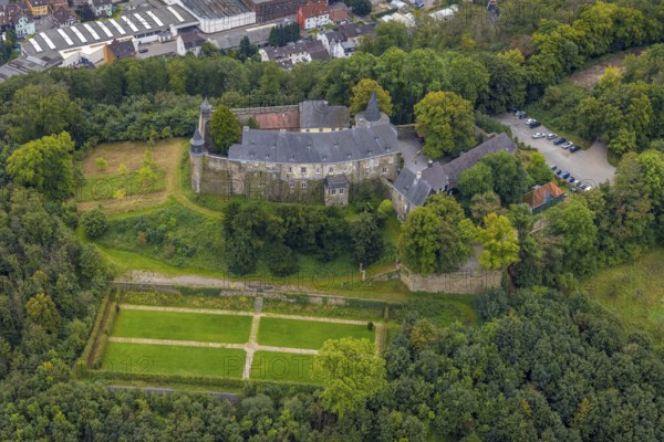 Aerial photograph, Hohenlimburg Castle on the Schlossberg in the Hohenlimburg district of Hagen,