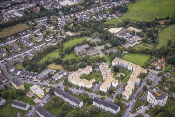 Aerial view, Friedrich-Harkort Grundschule Quambusch an der Twittingstraße in the district