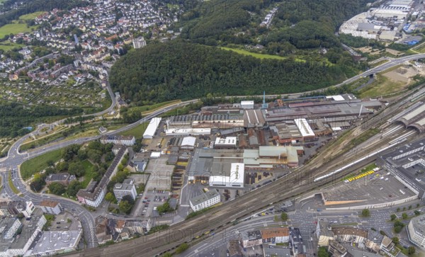 Aerial view, Deutsche Edelstahlwerke Schwanenstraße at Hagen main station and forest area