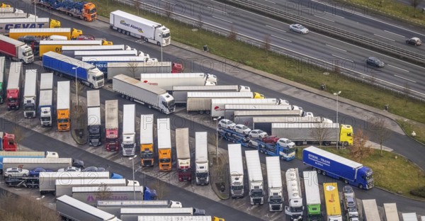 Aerial view motorway service area Rhynern-Nord and Rhynern-Süd on the A2 motorway, truck parking,
