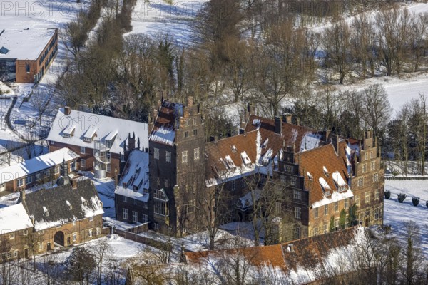 Aerial view, Heessen Castle in winter, country school, grammar school, boarding school, Heessen,