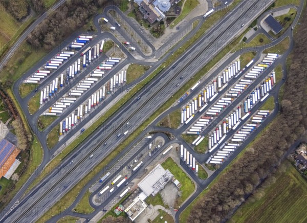 Aerial view motorway service area Rhynern-Nord and Rhynern-Süd on the A2 motorway, truck parking,