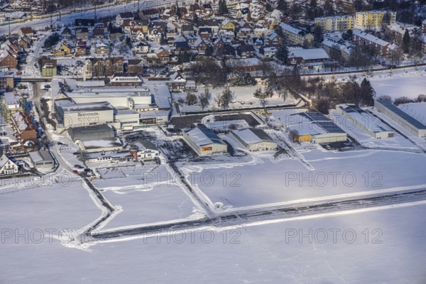 Aerial photo, airfield EDLH, snow-covered areas, winter, cleared runway, centre, Hamm, Ruhr area,