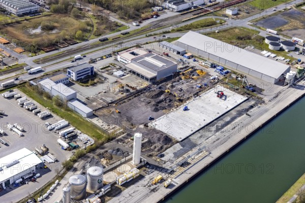 Aerial view, industrial estate harbour, construction site Lanfer site, loading terminal,