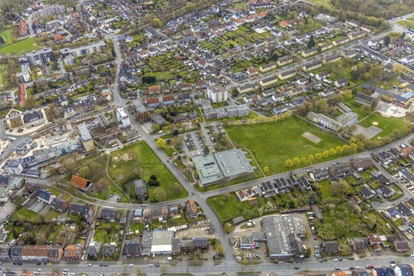 Aerial view, Am Brokhof area, playground and New Apostolic Church, Gutenberg School and Saxony Hall