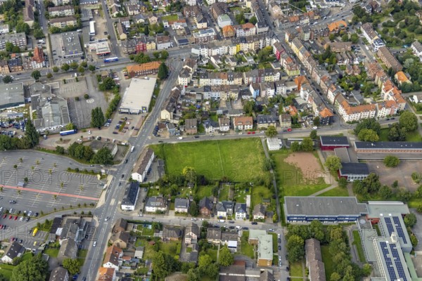 Aerial view, green meadow at the corner of Lohauserholzstraße and Auf dem Hilkenhohl in Mitte,