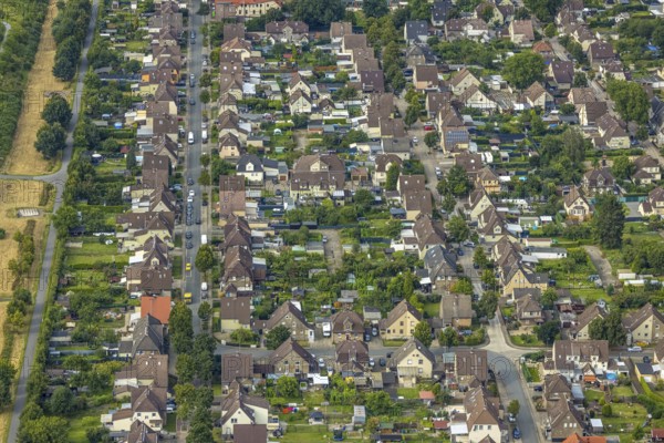 Aerial view, Isenbecker Hof colliery housing estate with Ludwig-Isenbeck-Straße, Albert-Funk-Straße