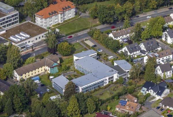 Aerial photograph, Perthes-Haus senior citizens' housing estate in the Uentrop district of Hamm,