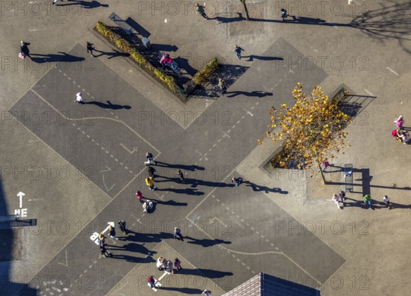 Aerial view, Overbergschule and pupils and cross on the schoolyard in the district Bockum-Hövel in