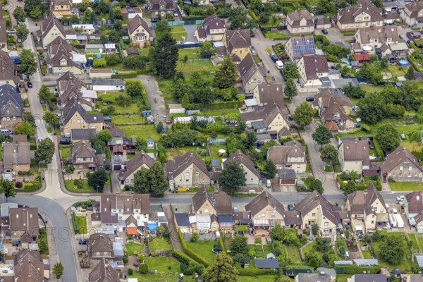 Aerial view, workers' housing estate Isenbecker Hof, Seelhofstraße, Juffernbuschstraße, Herringen,