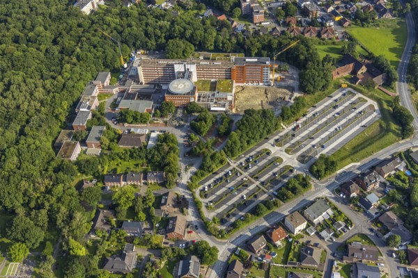 Aerial view, St. Barbara-Klinik, Heessen, Hamm, Ruhr area, North Rhine-Westphalia, Germany, Am