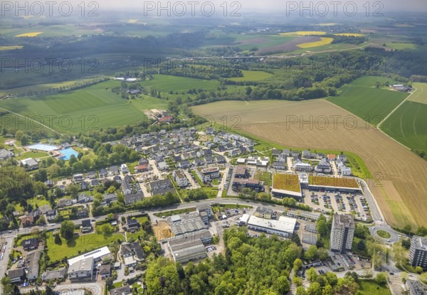 Aerial view, local supply centre Höseler Straße, residential area with island name, Heiligenhaus,