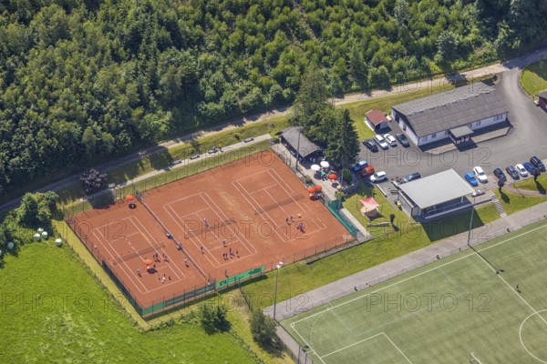 Aerial view, tennis courts with youth training, Rönkhausen, Finnentrop, Sauerland, North