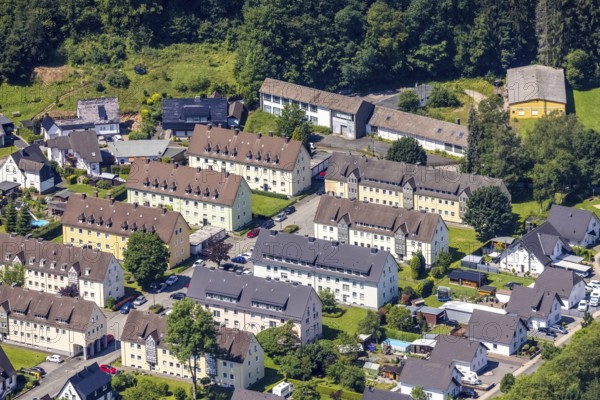 Aerial view, housing estate with multi-family houses Graf-von-Plettenberg-Straße, Bamenohl,