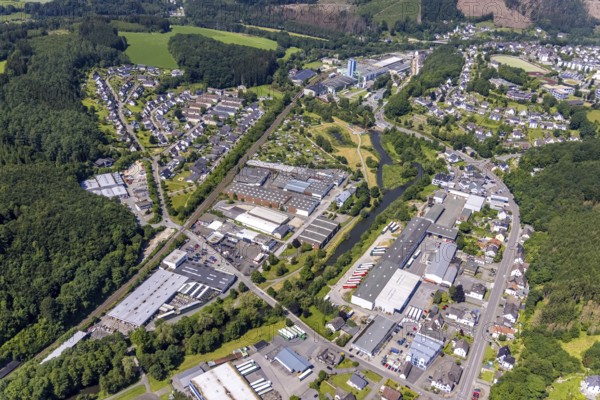 Aerial view, commercial area Uferstraße and Bamenohler Straße, housing estate