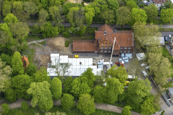 Aerial view, construction site and additional container at GGS Glückaufschule Ückendorf Außenstelle