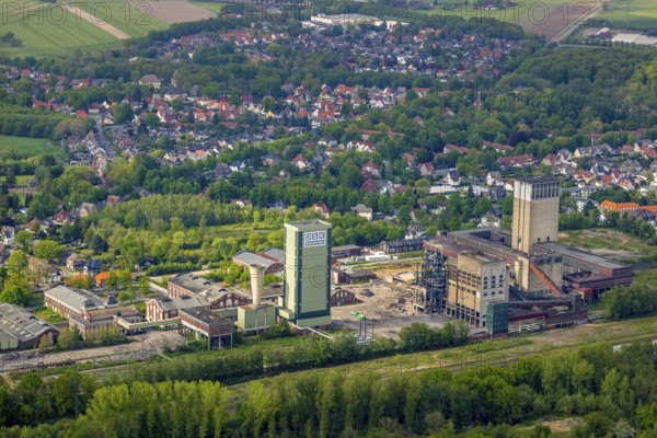 Aerial view, former DSK Lippe mine, Egonstraße, city limits to Gelsenkirchen, Westerholt, Hassel,