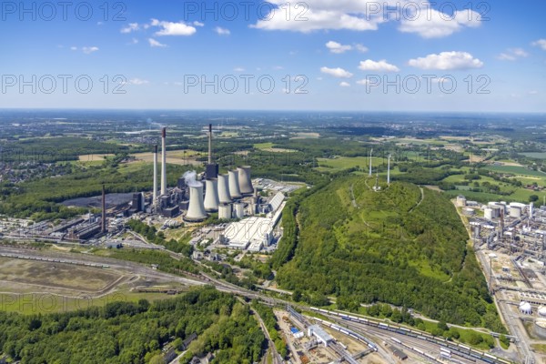 Aerial view, power plant Scholven, Ruhr Öl GmbH - BP Gelsenkirchen oil refinery, wind farm slagheap