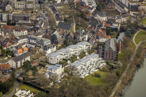 Aerial view, terraced houses Ruhrstraße am Leinpfad, Kath. Kindergarten St. Peter, Kettwig, Essen,