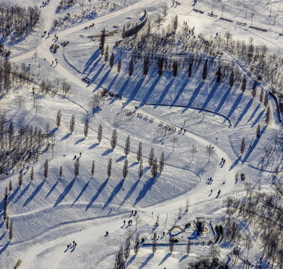 Aerial view, shadow play in snow-covered Krupp Park, Essen-Bochold, Essen, Ruhr area, North