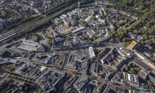 Aerial view, Bahnhofstraße pedestrian zone with Galeria Kaufhof building in the Altstadt district