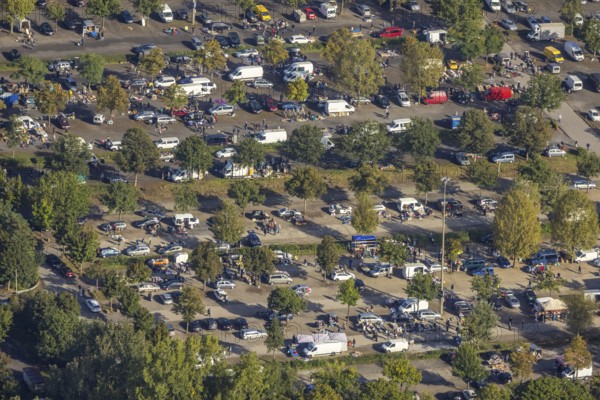 Aerial view, Gigantmarkt Gelsenkirchen flea market on the car park of the VELTINS-Arena in the