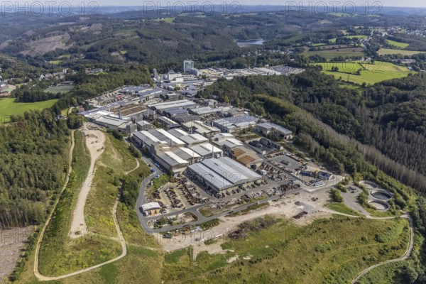 Aerial view, commercial area Jacobstraße with Siegfried Jacob Metallwerke and landfill in the