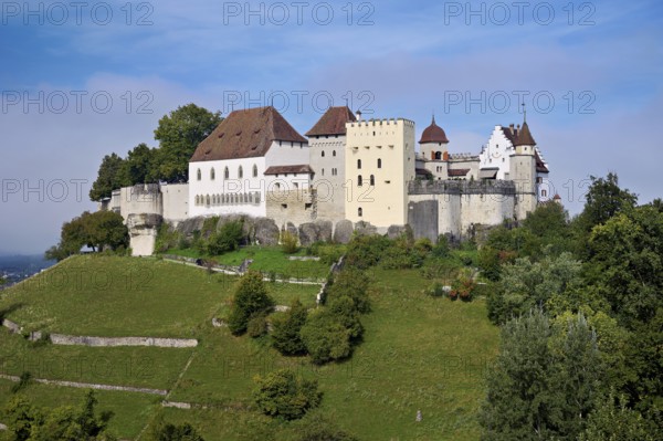 Castle of the Habsburgs, Kyburgers on an almost circular Molasse hill, Lenzburg, Canton Aargau,