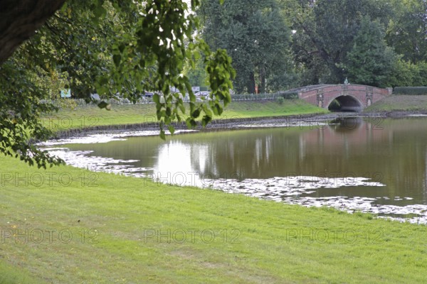Friederiken Bridge on Lake Wörlitz, stone arch bridge, UNESCO, landscape park, Dessau-Wörlitz